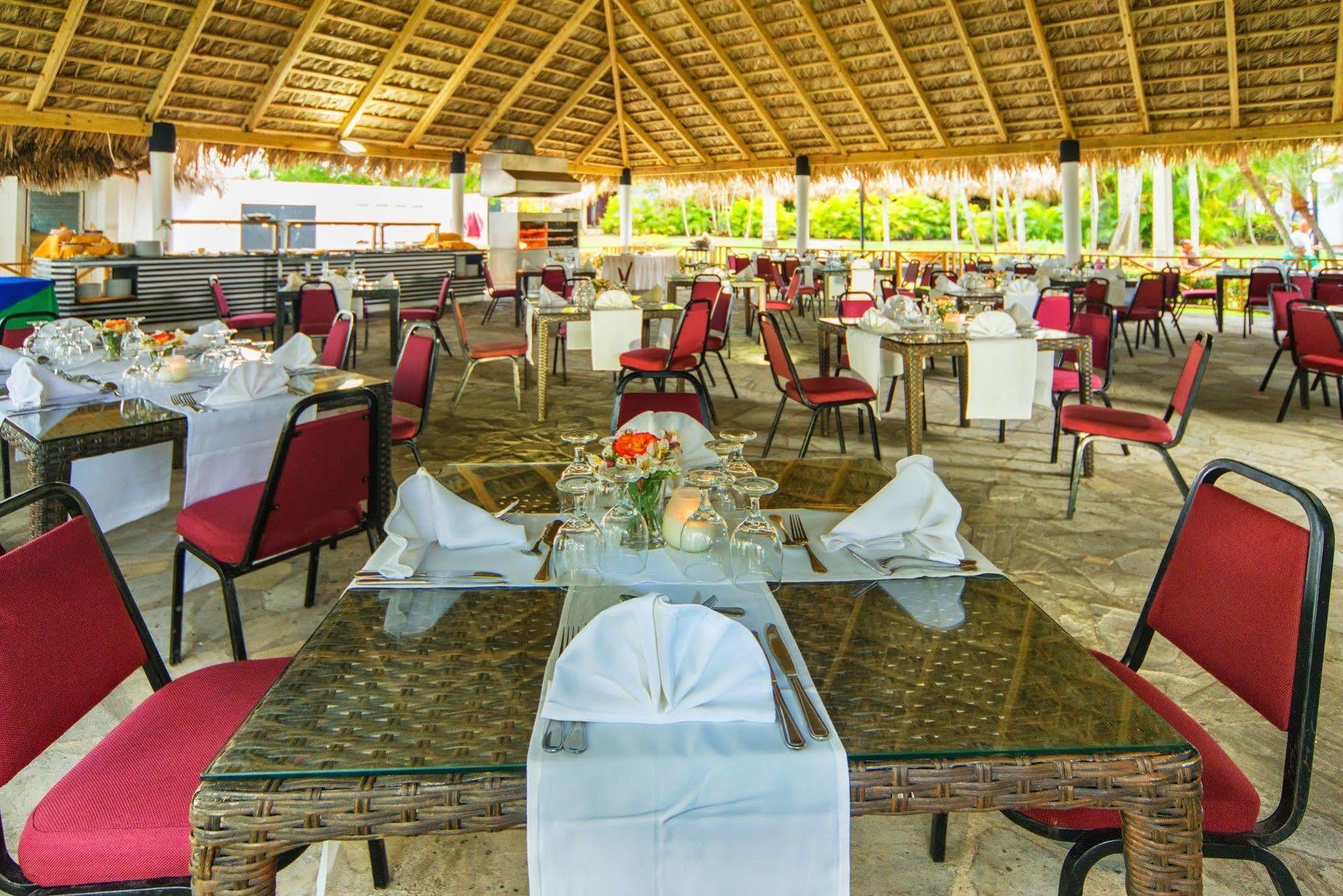 Be Live Experience Hamaca Beach Boca Chica Exterior photo